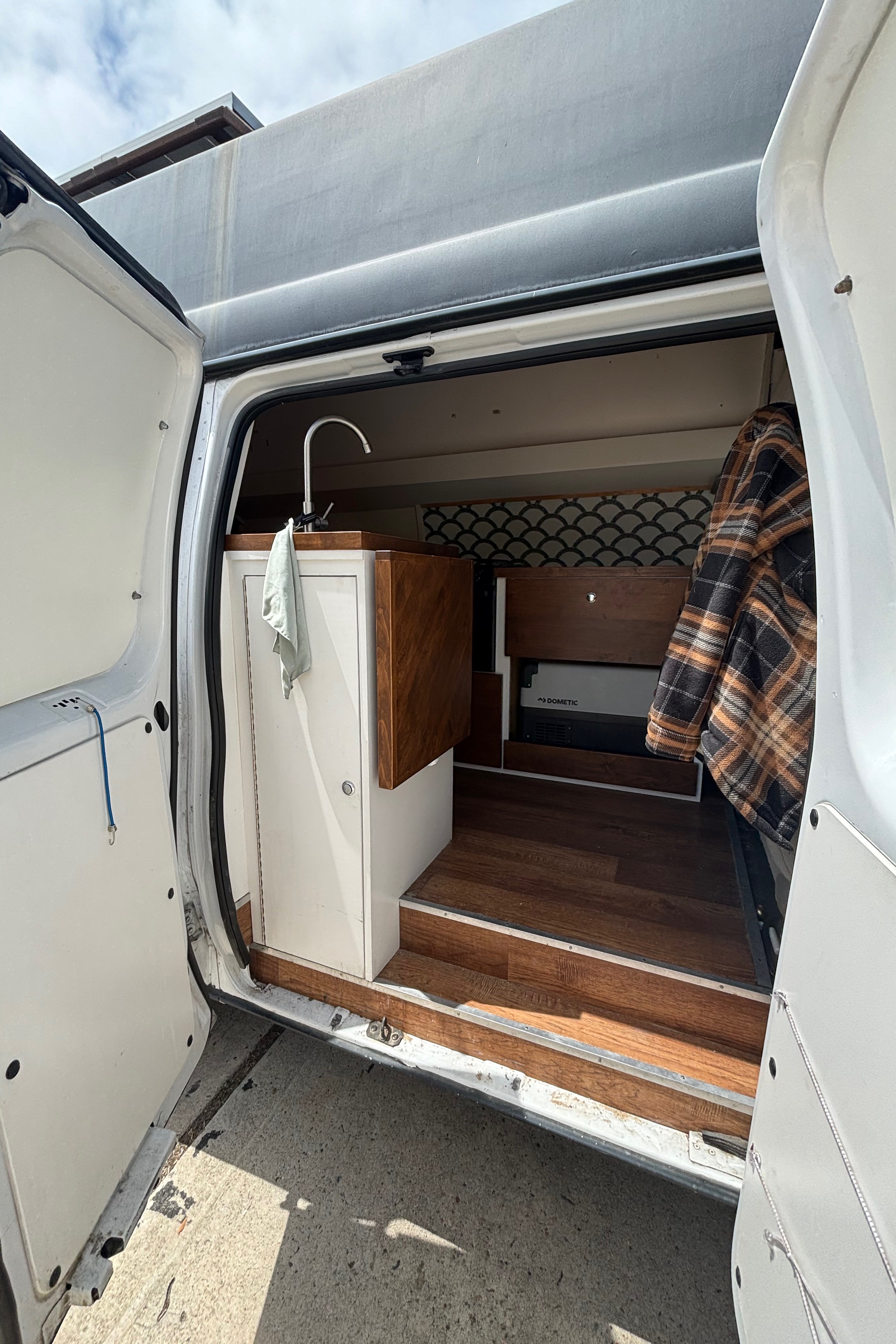 Arianna's Ford Ecoline Campervan