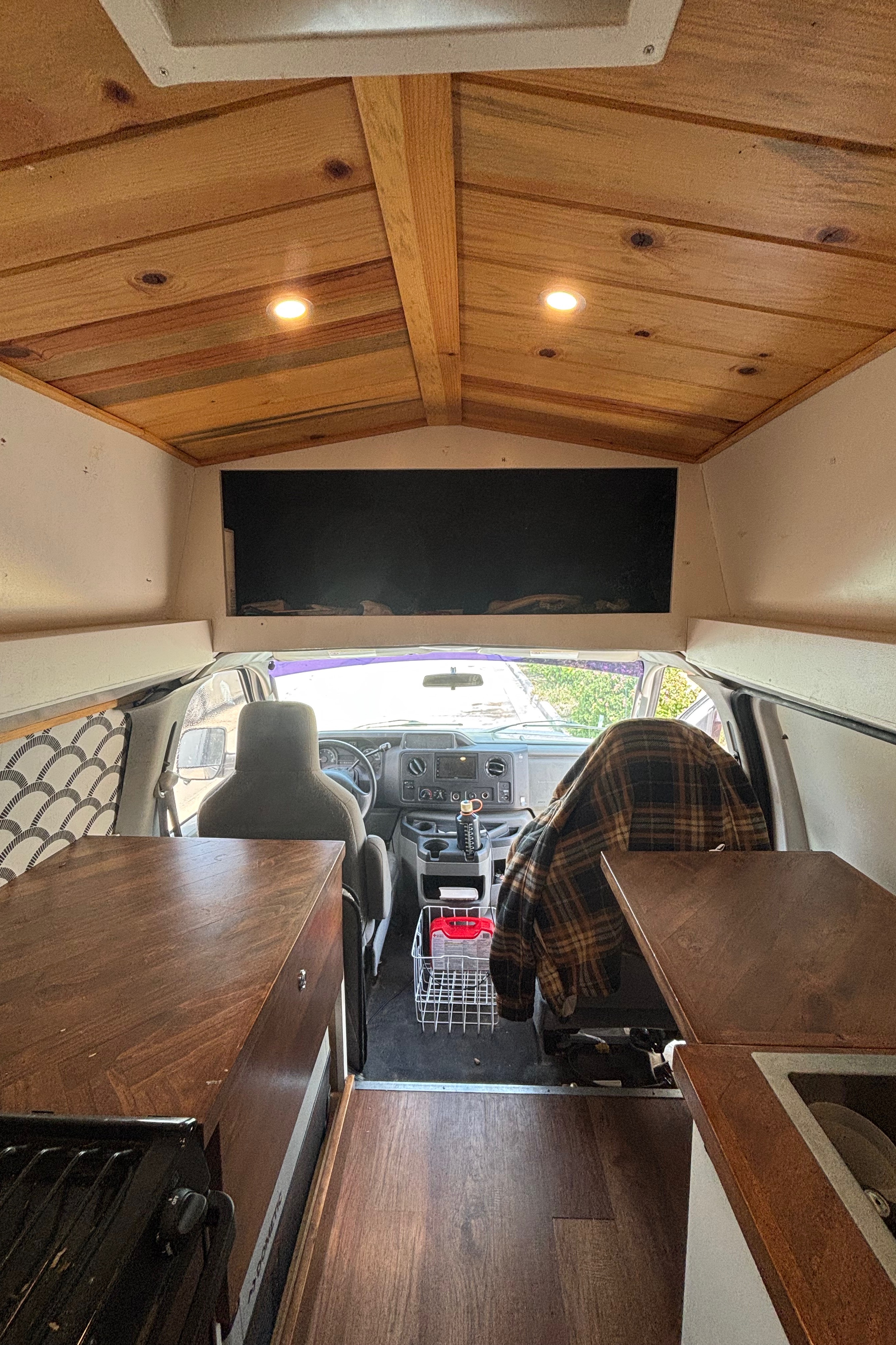 Arianna's Ford Ecoline Campervan