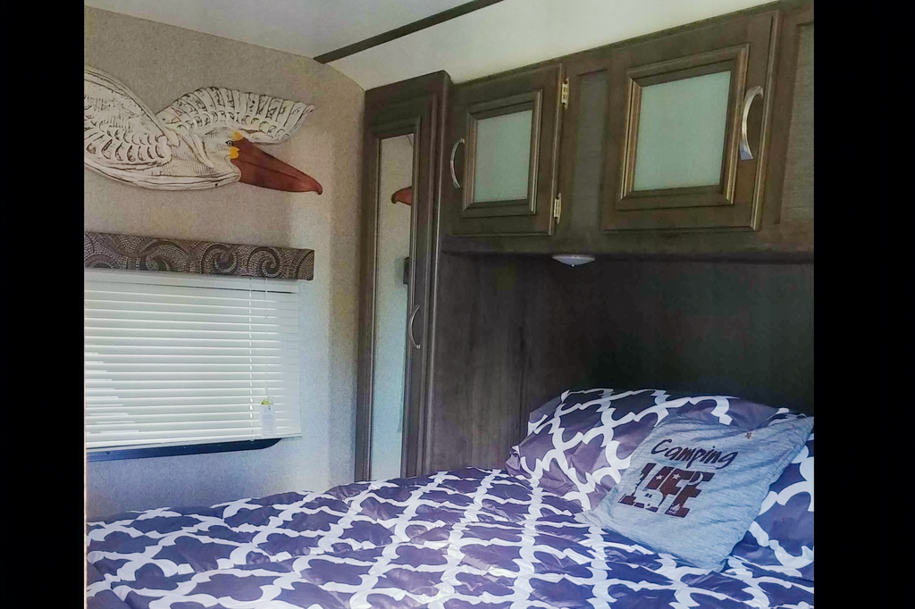 29' Ultra Lite Family Bunkhouse