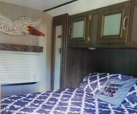 29' Ultra Lite Family Bunkhouse