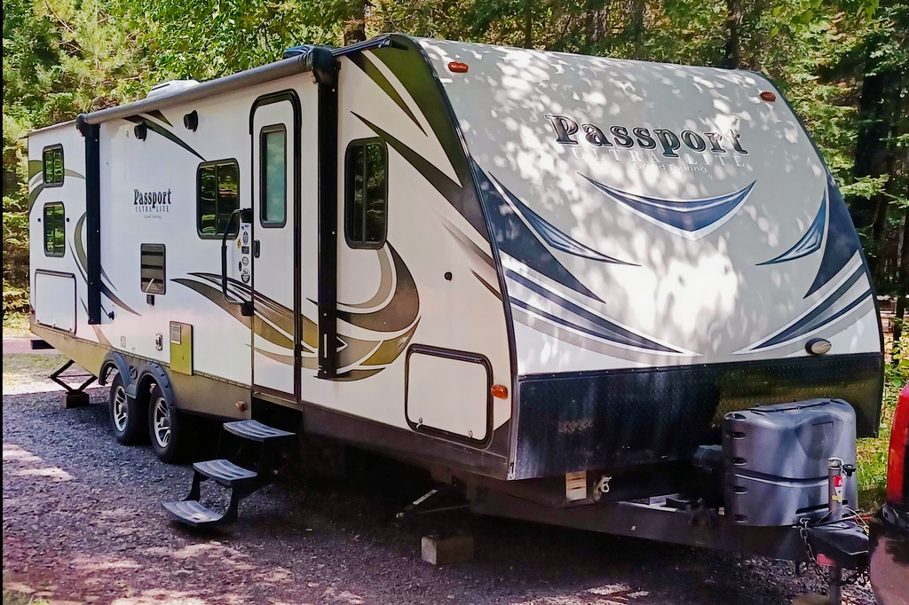 29' Ultra Lite Family Bunkhouse