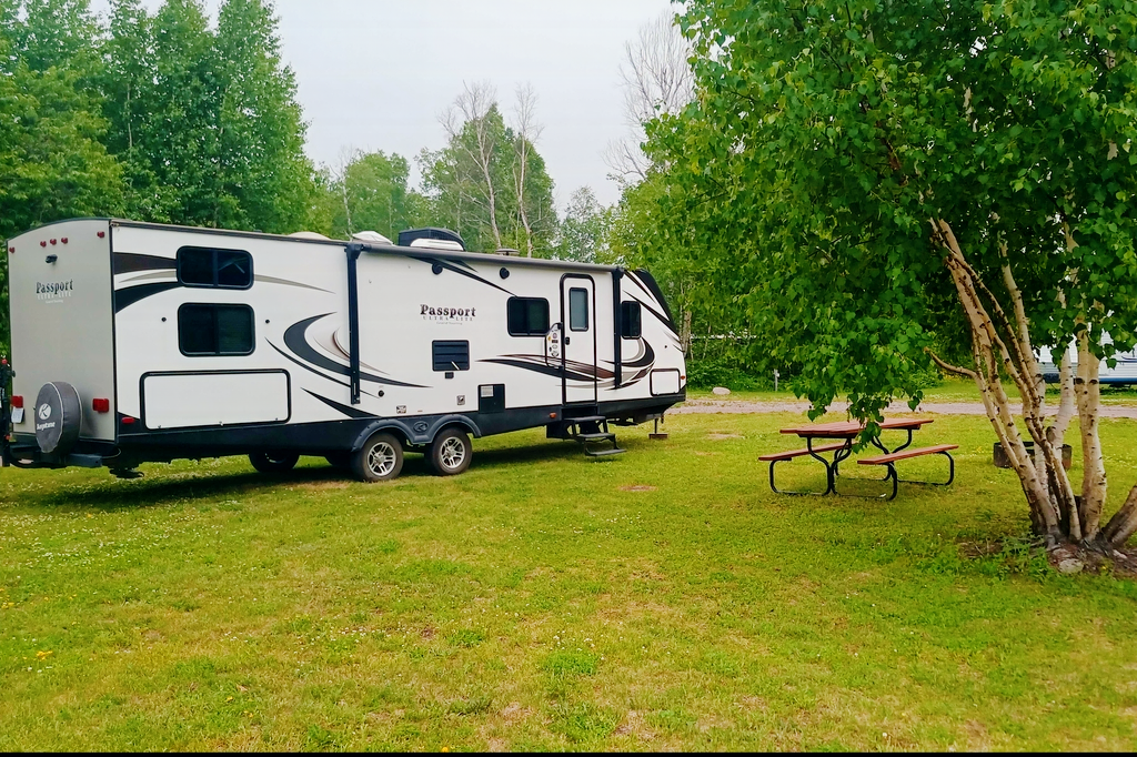 29' Ultra Lite Family Bunkhouse