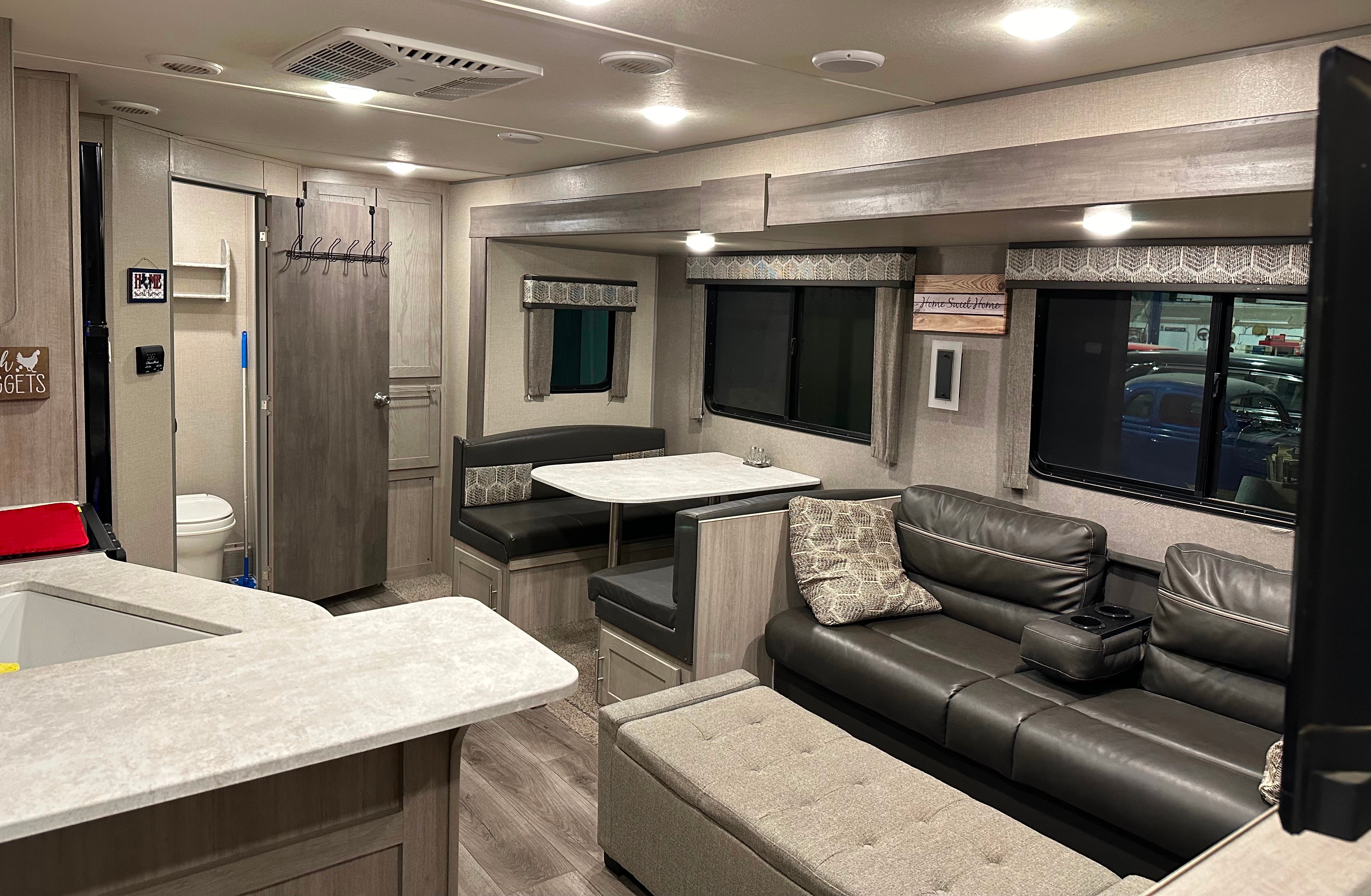 Fully loaded cozy luxurious Catalina travel trailer