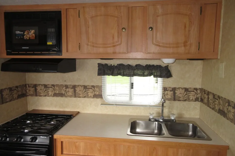 Norman's Starcraft 23QB Travel Trailer