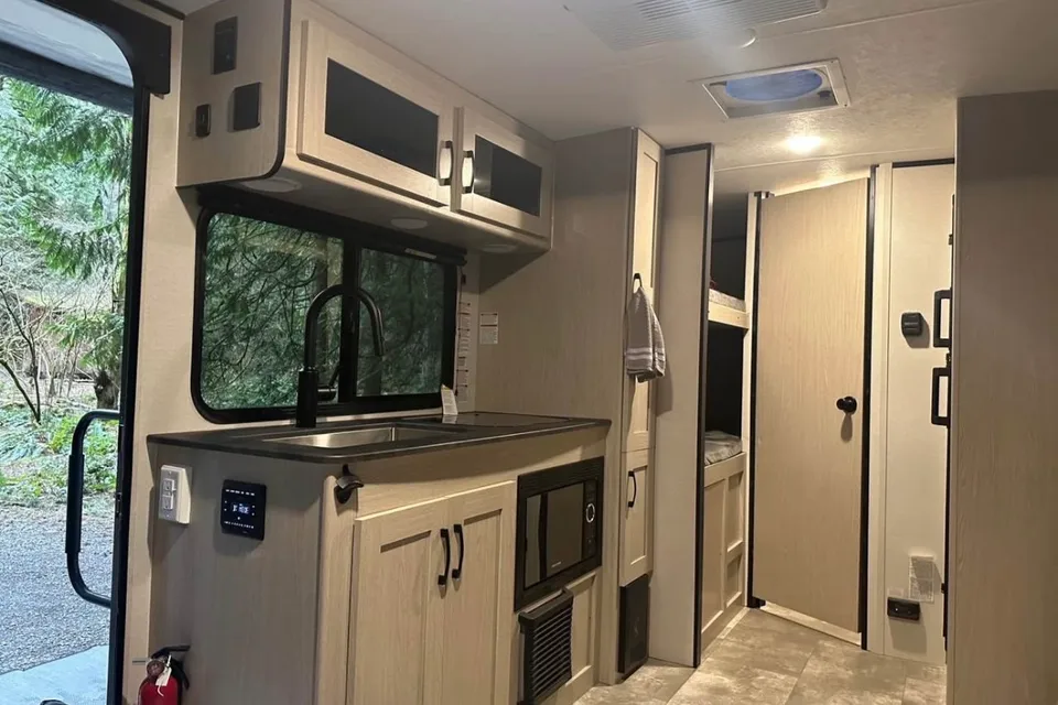 Jessica's Coachmen Apex Nano Travel Trailer