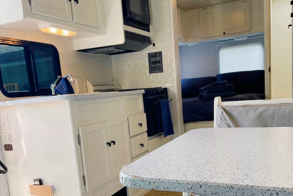 Amy's Amazing Winnebago  