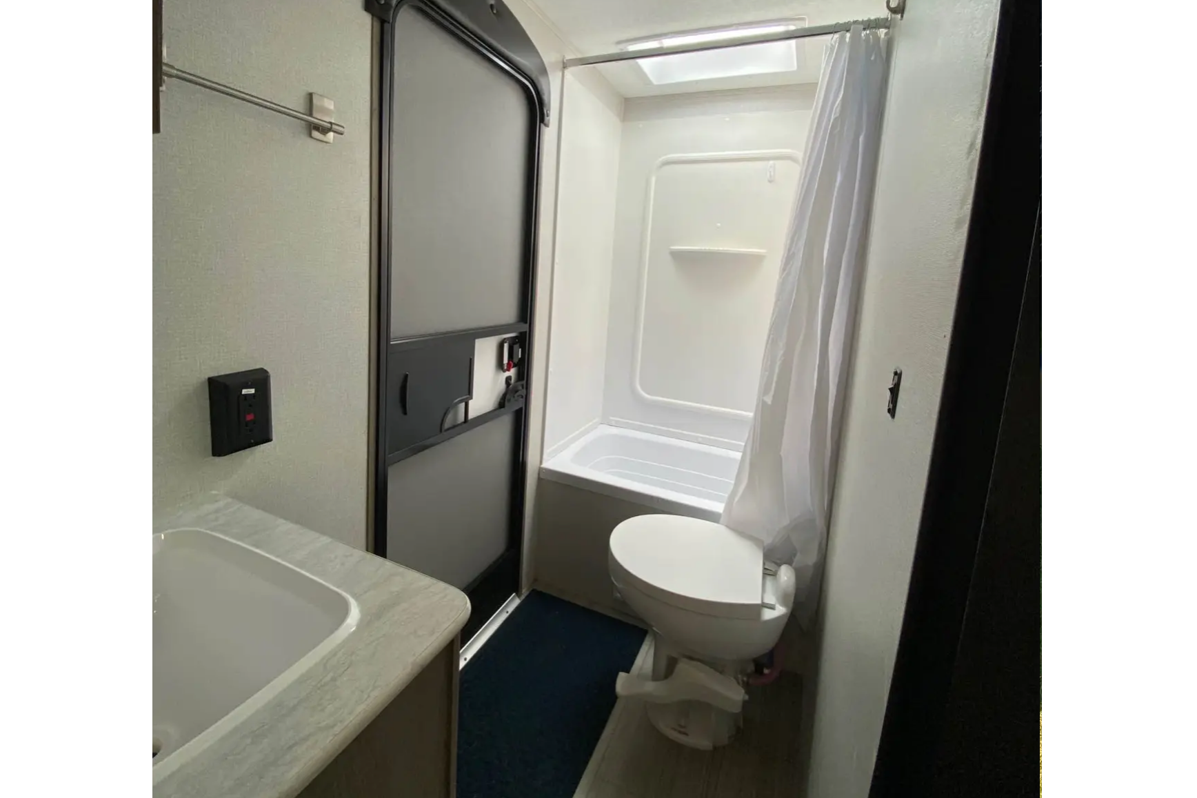Cassidys Keystone Hideout  Travel Trailer