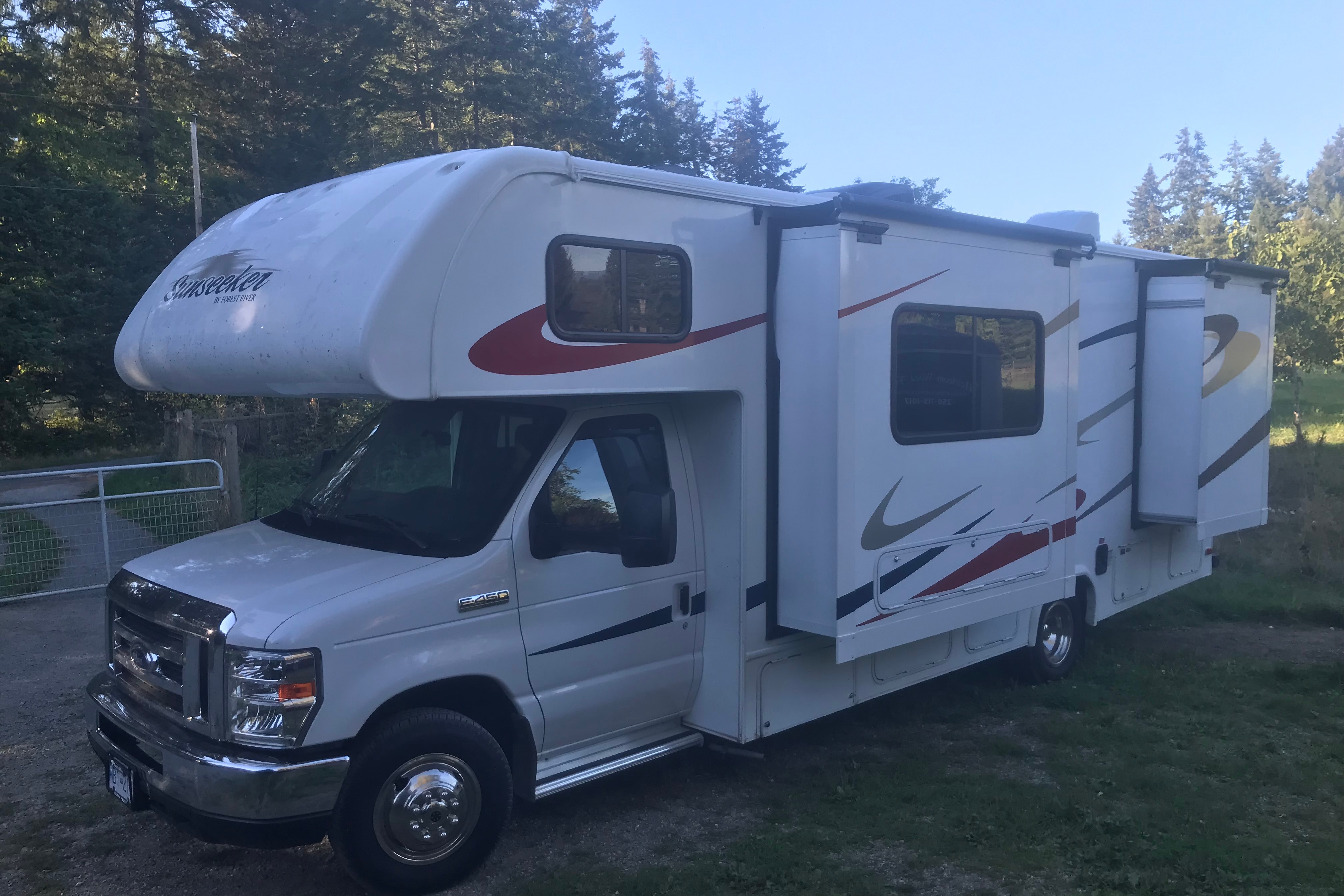 Andrew's Forest River sunseeker Class C