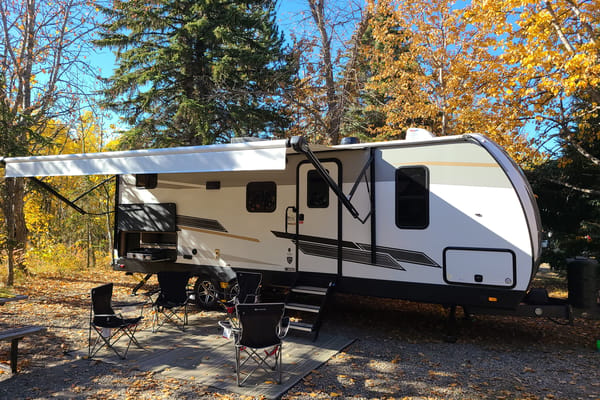 Fred's Cruiser Radiance 25BH Travel Trailer