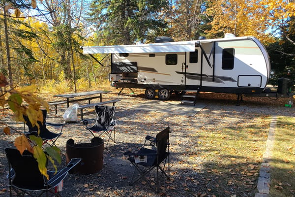 Fred's Cruiser Radiance 25BH Travel Trailer