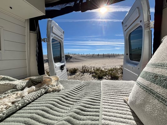 Luna Sea Adventure Van -AC&Heater- Solar-Dog Friendly/Fully Stocked-Off Grid