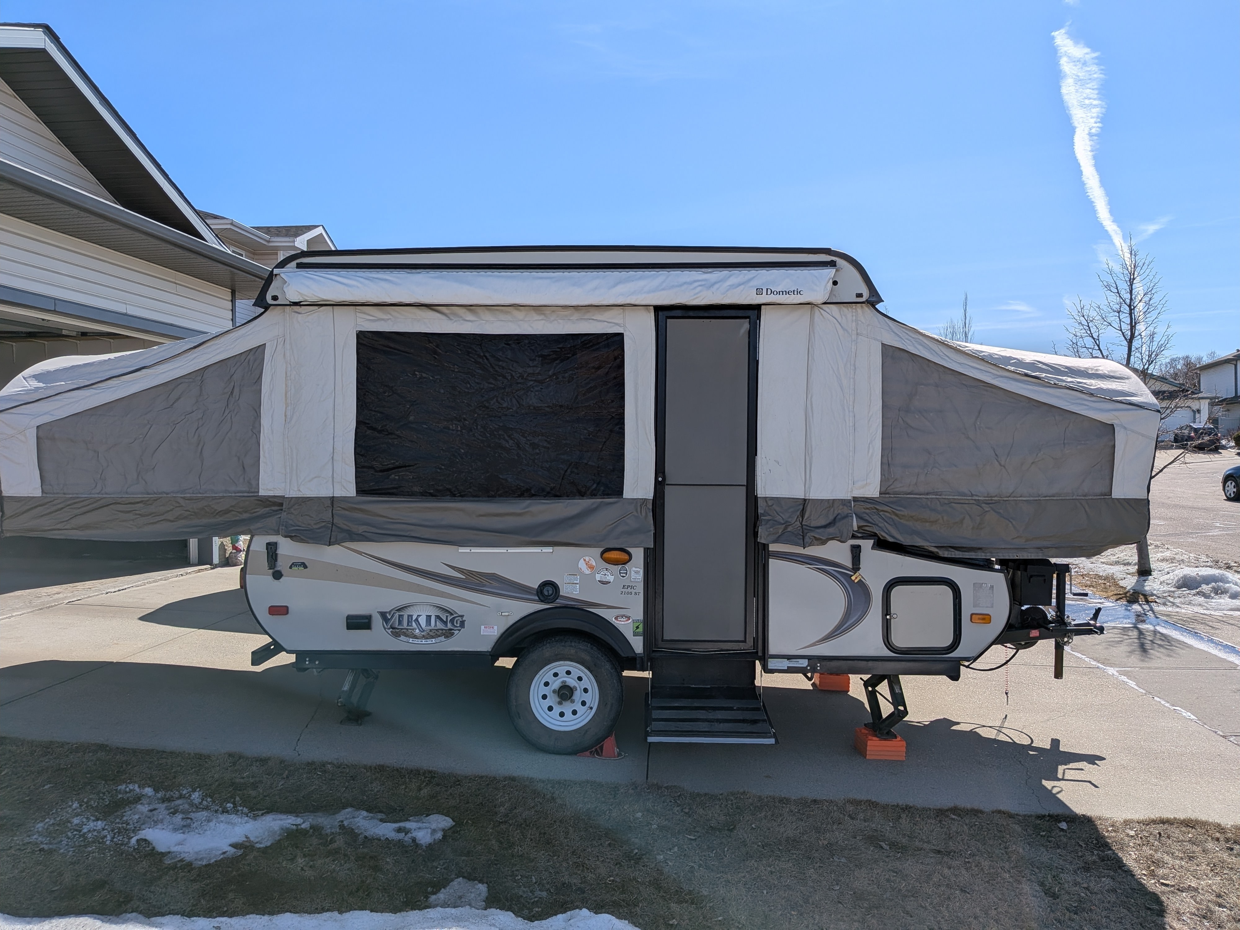 Robert's Weekend Explorer Tent Trailer