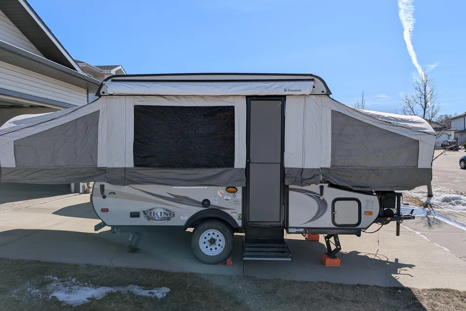Robert's Weekend Explorer Tent Trailer