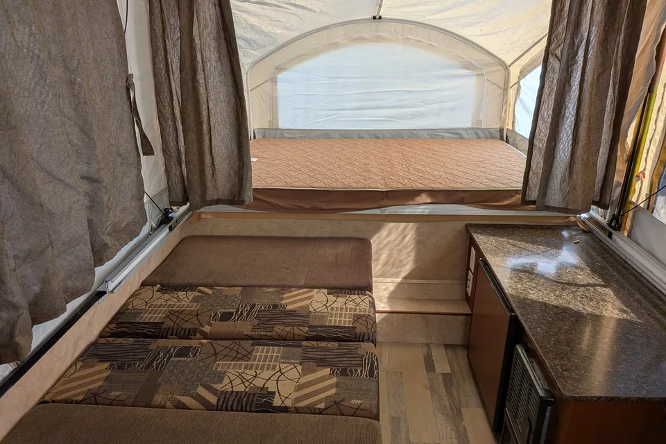 Robert's Weekend Explorer Tent Trailer