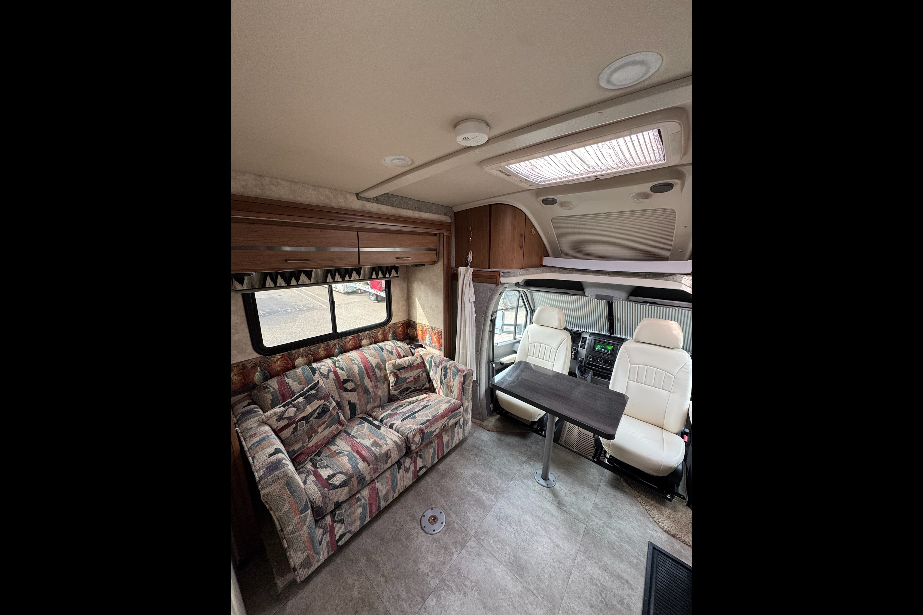 Carson's Mercedes-Benz Mercedes Winnebago Class B