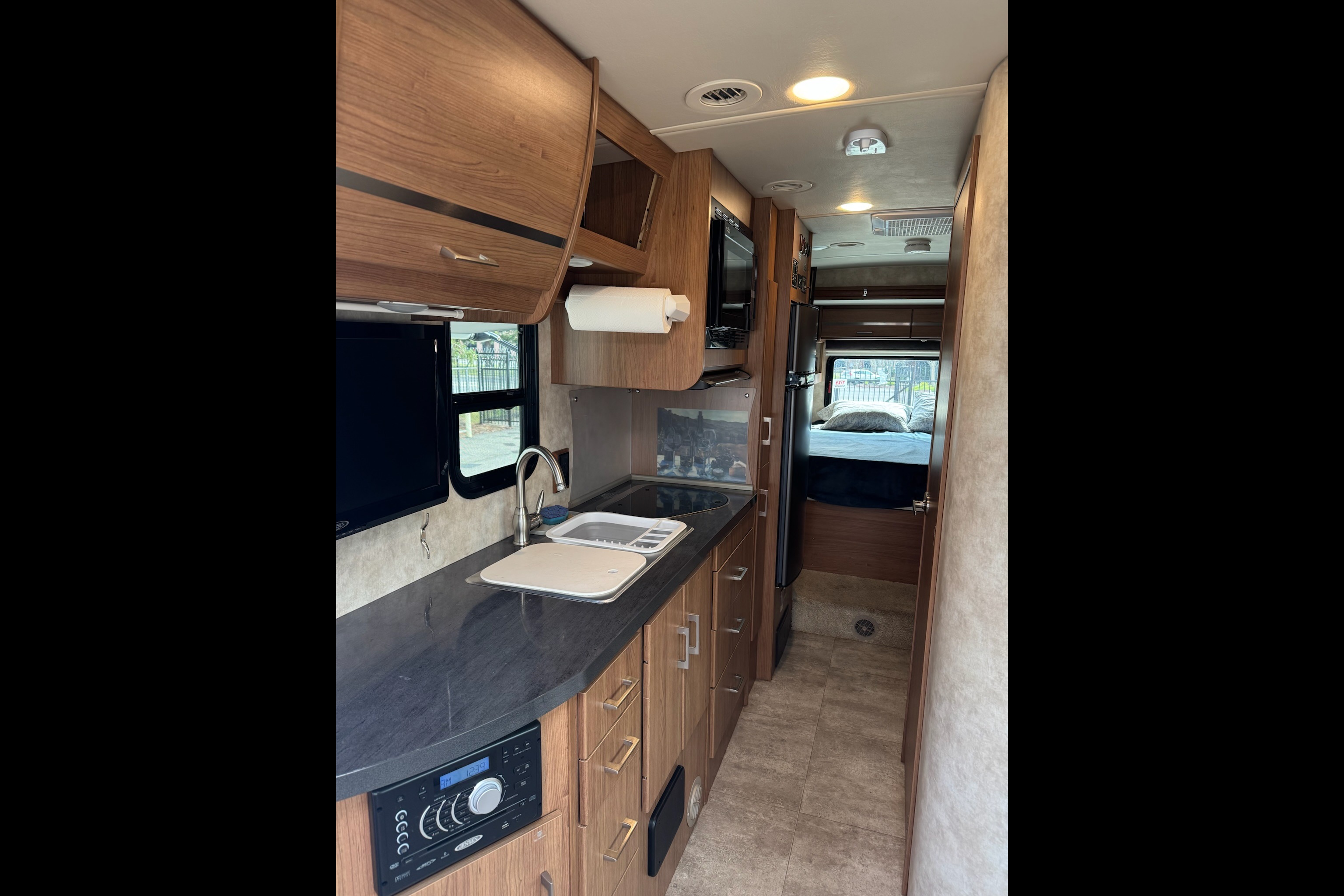 Carson's Mercedes-Benz Mercedes Winnebago Class B