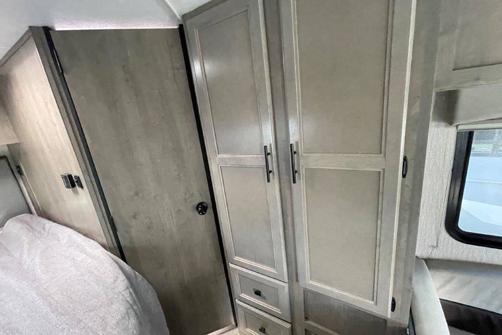 [27] Stress Free RVs - 2022 Class C - Cross Trail - Easy to Drive