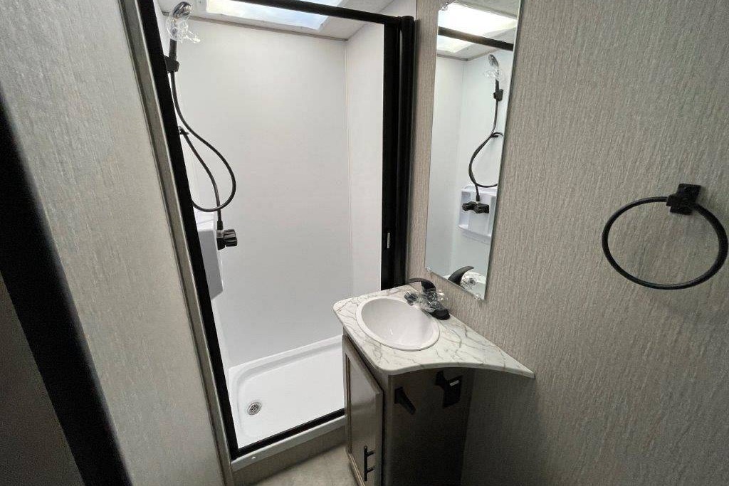 [27] Stress Free RVs - 2022 Class C - Cross Trail - Easy to Drive
