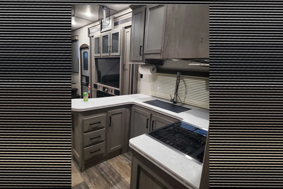 2020 Keystone Raptor Toy Hauler