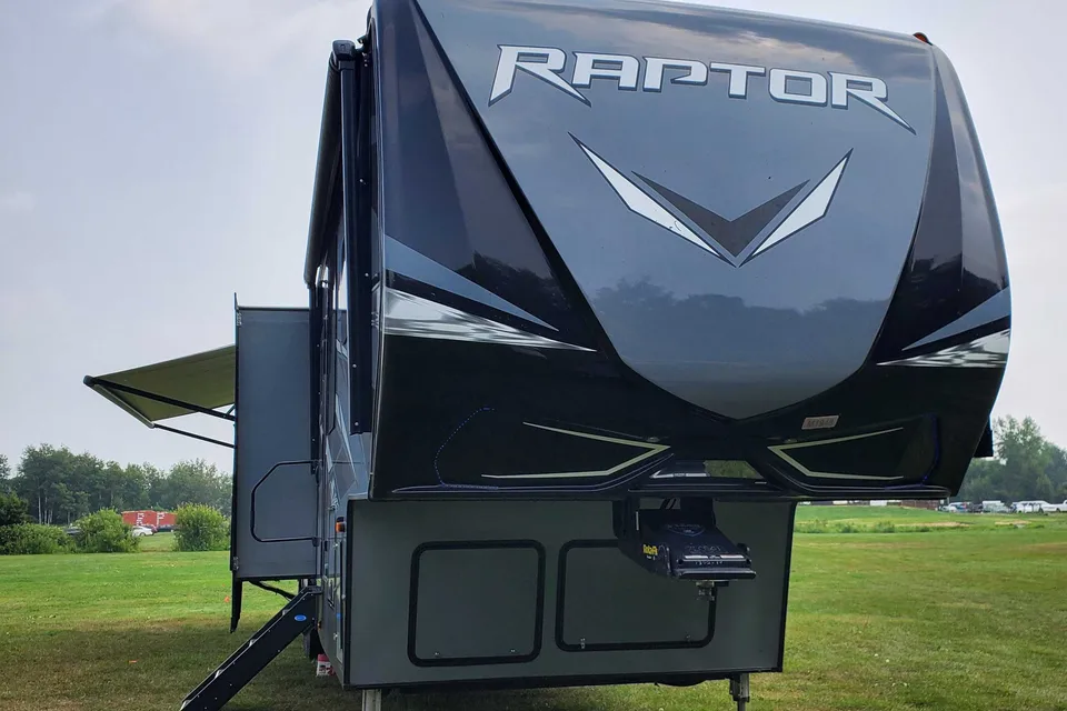 2020 Keystone Raptor Toy Hauler