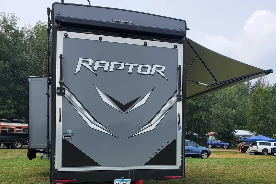 2020 Keystone Raptor Toy Hauler