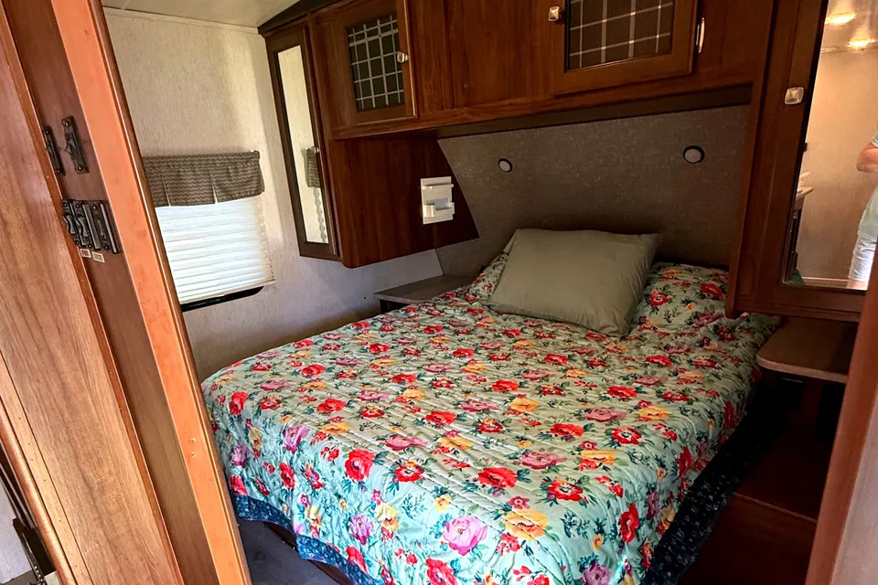 Lauren's Heartland Mallard m33 Travel Trailer