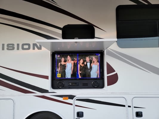 The Great Escape on Wheels! Entegra Vision Class A