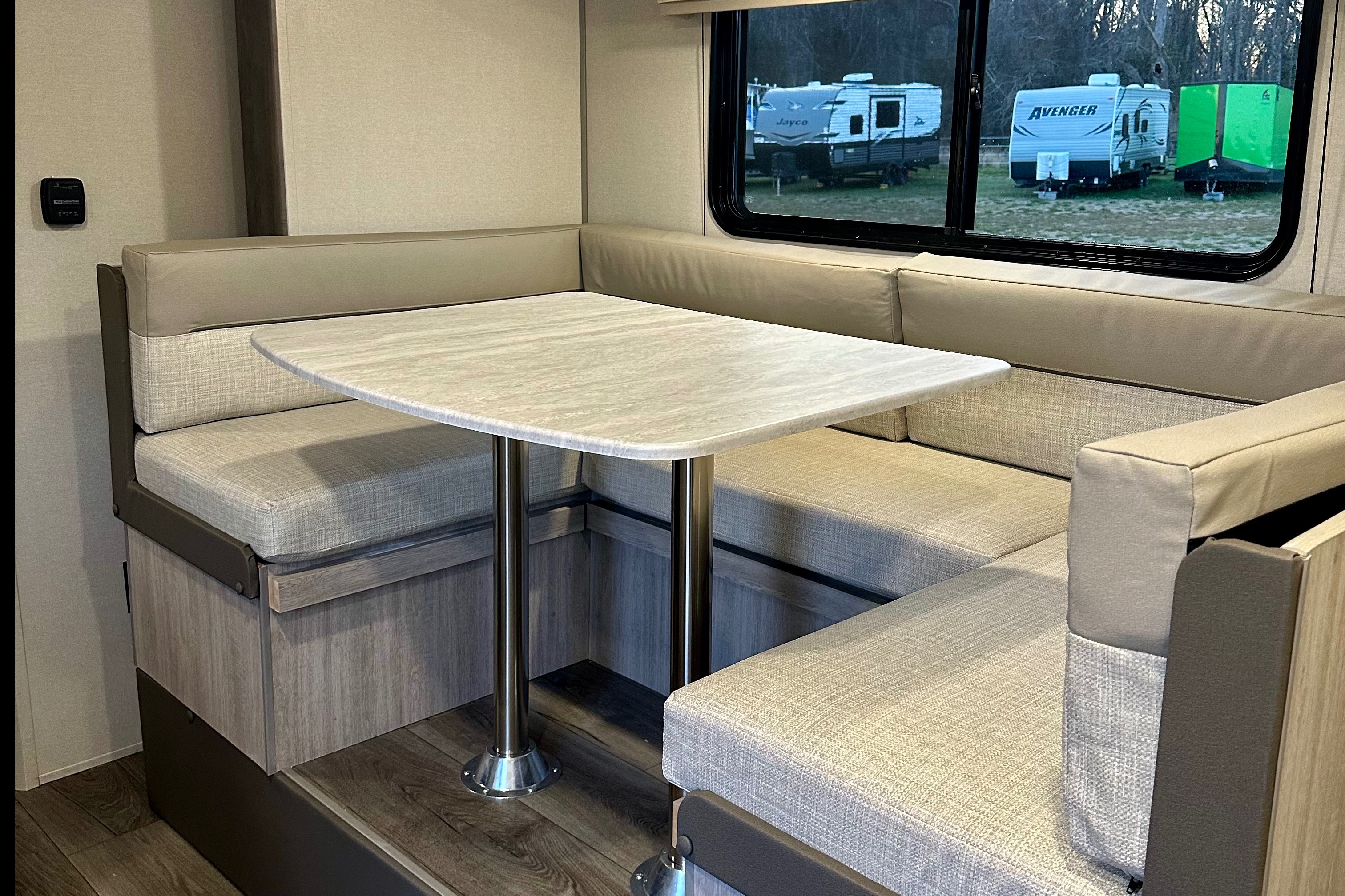 2024 BRAND NEW!! Coachmen Catalina 184BHS