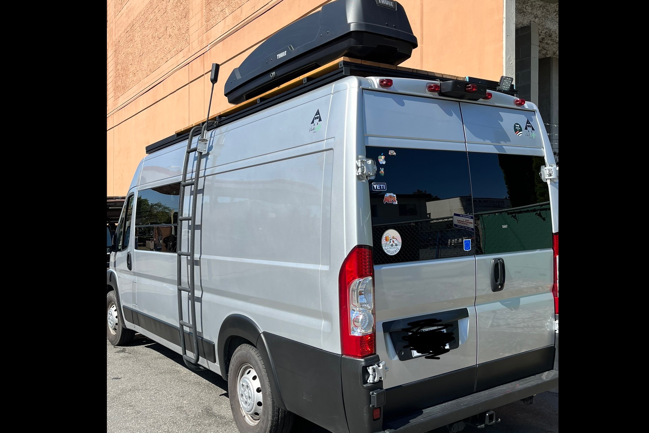 Marguerite’s VanLife 21’ Ram 3500