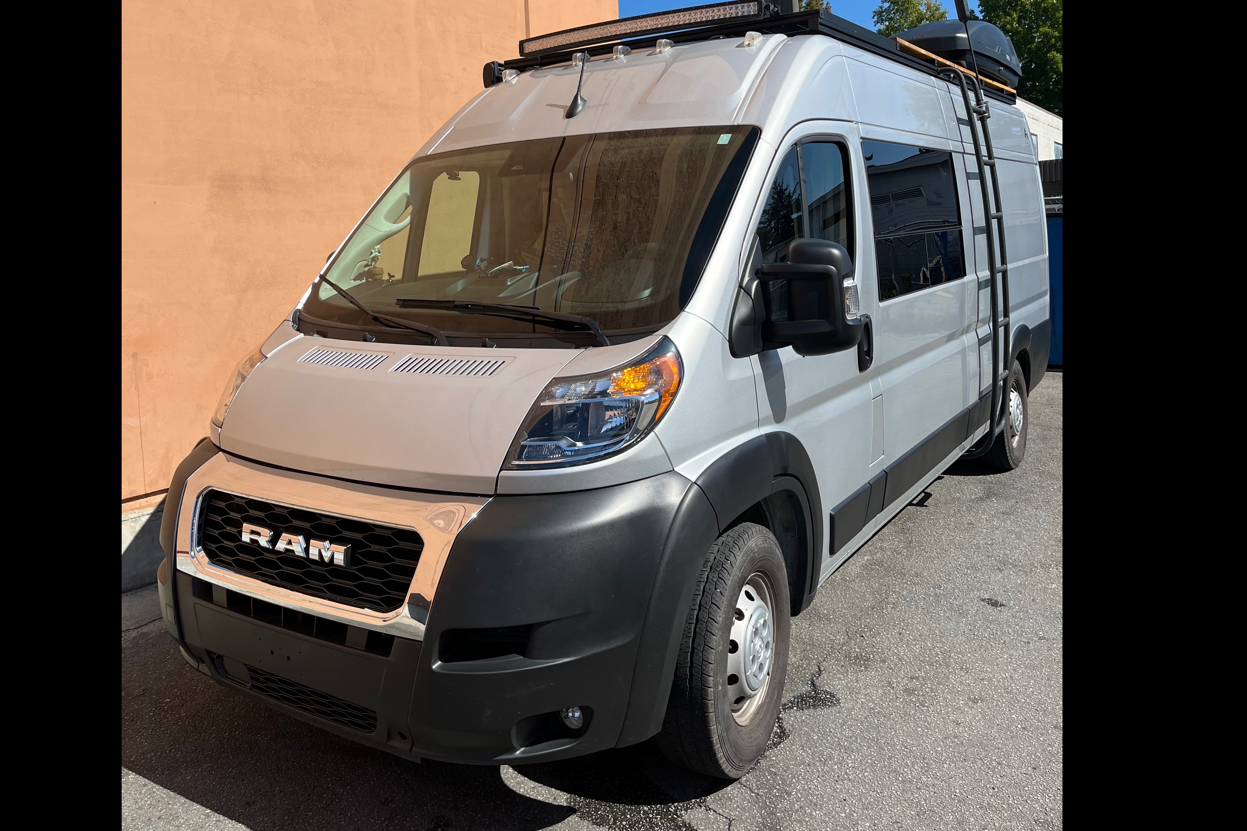 Marguerite’s VanLife 21’ Ram 3500
