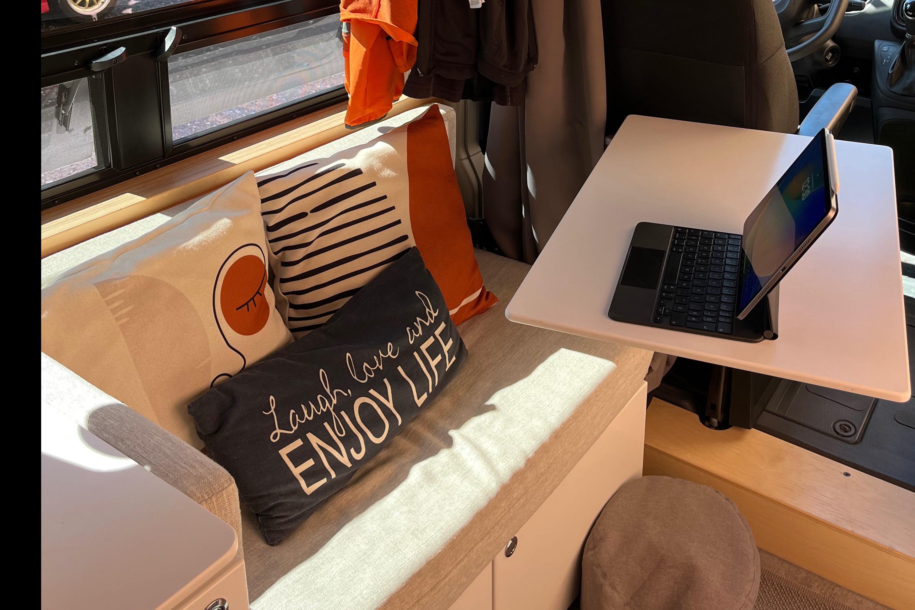 Marguerite’s VanLife 21’ Ram 3500