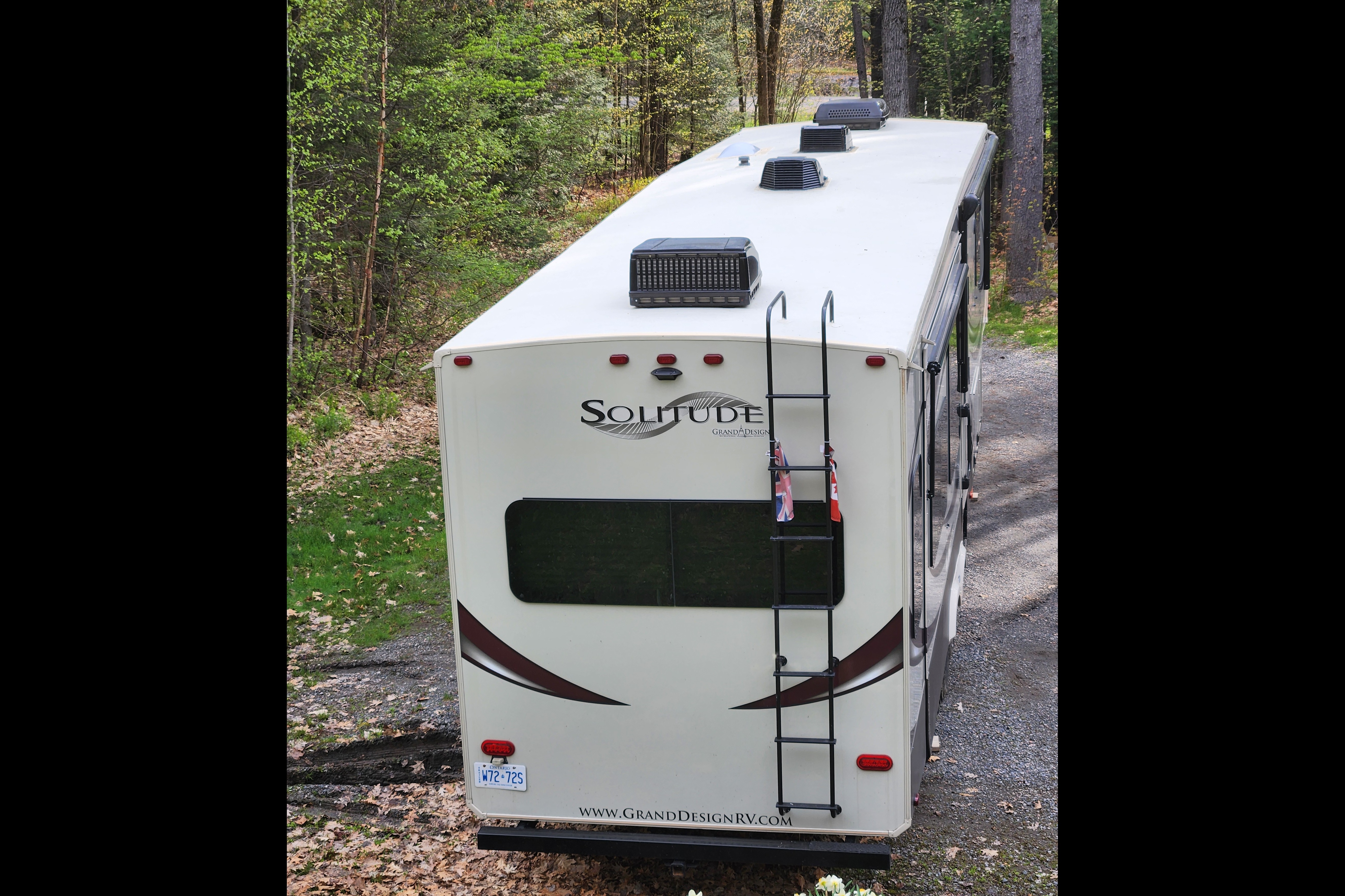 Grand Design Solitude 40ft Fifth Wheel