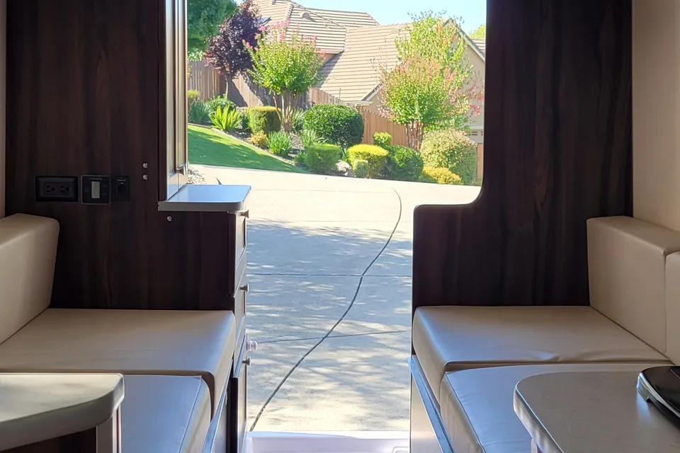 Hymer Carado Banff | Small Footprint. Big Adventures