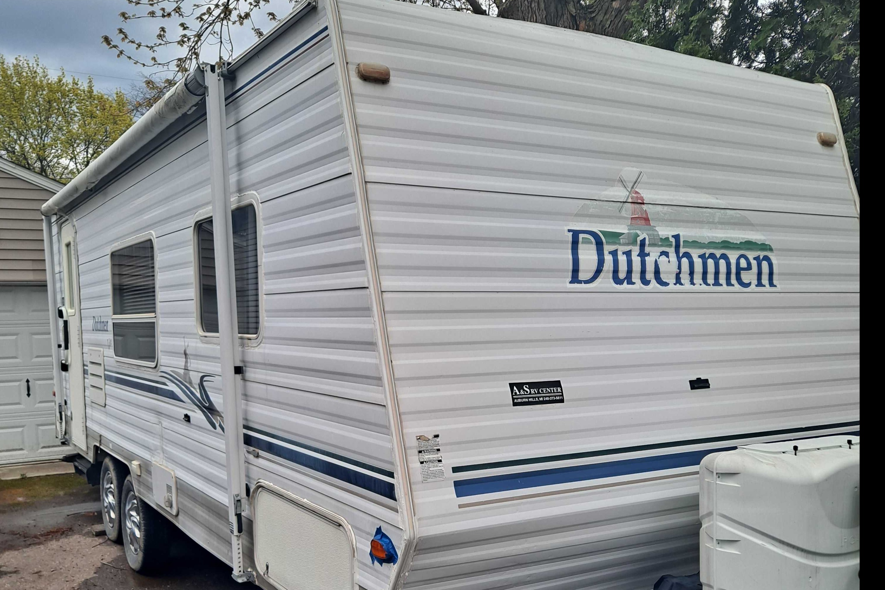Matthew's Dutchmen Light Travel Trailer