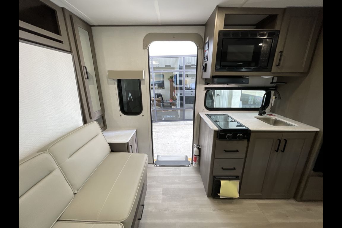 KAMPFIRE 🔥 - Grand Design Transcend One (161BH) Travel Trailer