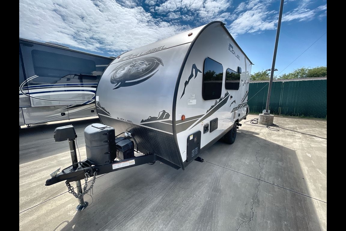 Couples Retreat Offroad Travel Trailer