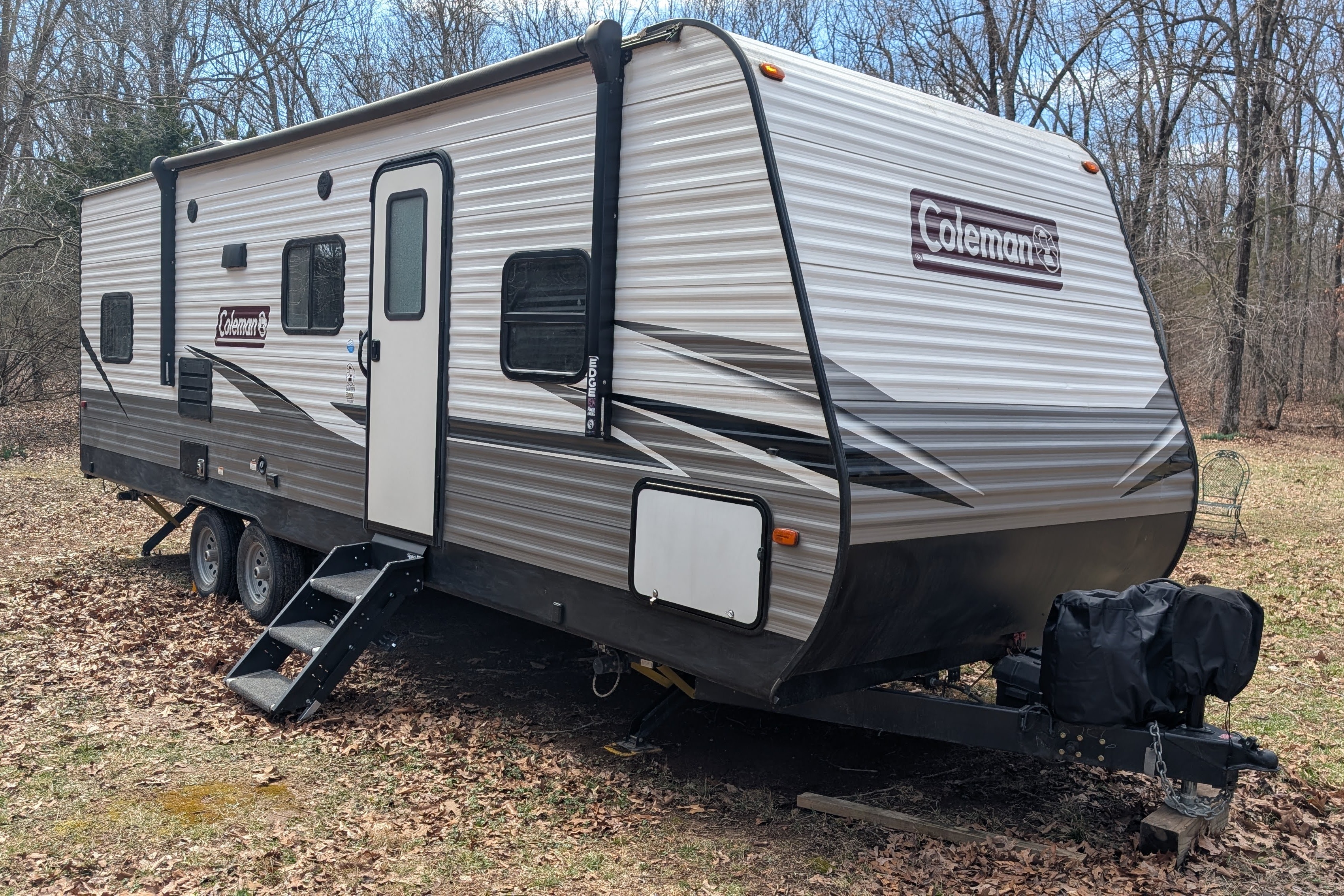 Dogwood - Coleman Lantern 262BH - Sleeps 8