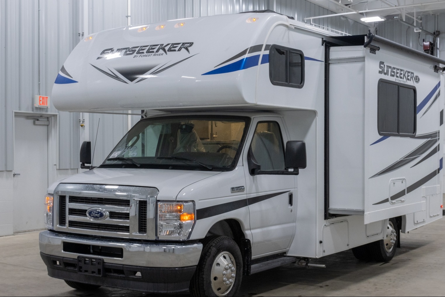 Easy to Drive with Modern Comforts