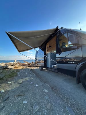 Big Black Campervan - Mercedes Sprinter Van