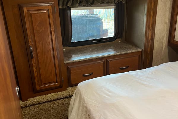 Terry's Palomino Sabre Fifth Wheel
