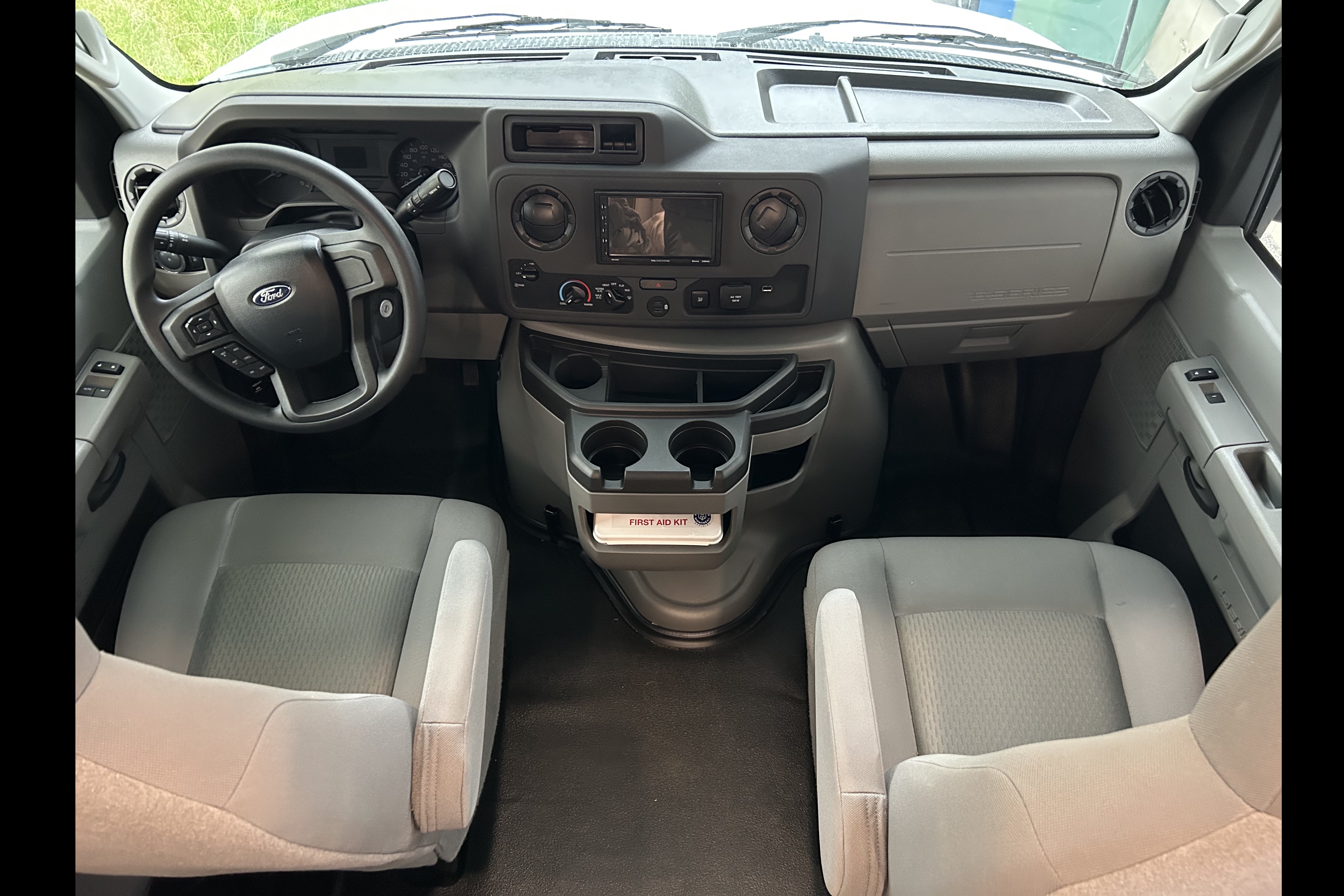 Jimmy Coachmen Freelander 21qss à essence Classe C