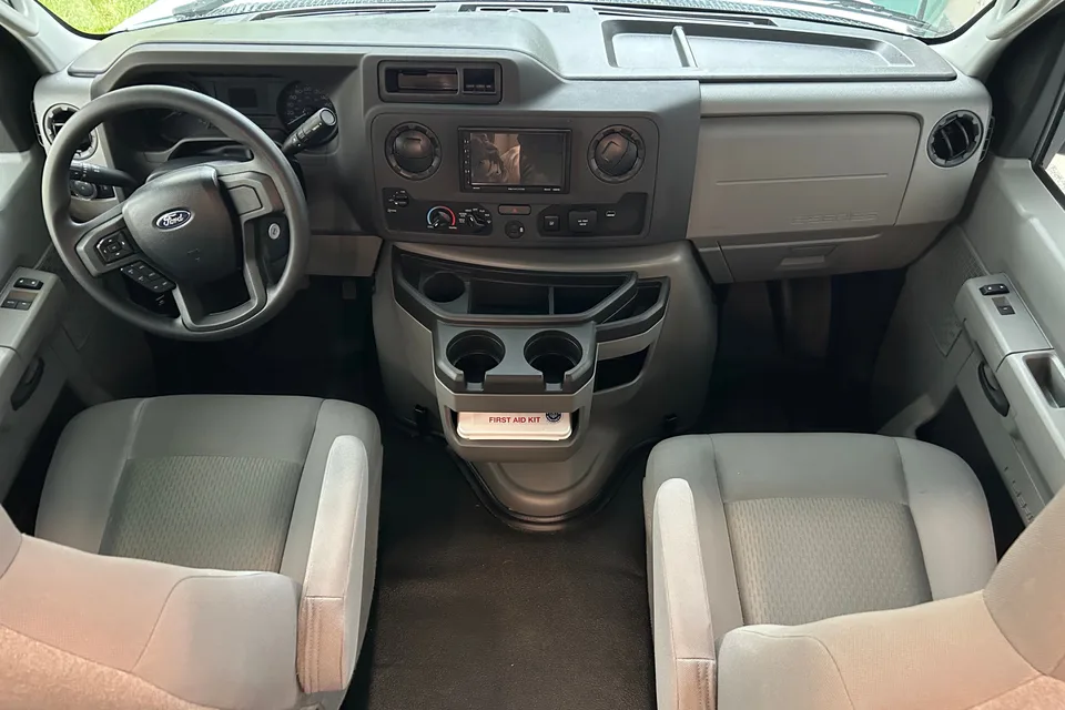 Jimmy Coachmen Freelander 21qss à essence Classe C