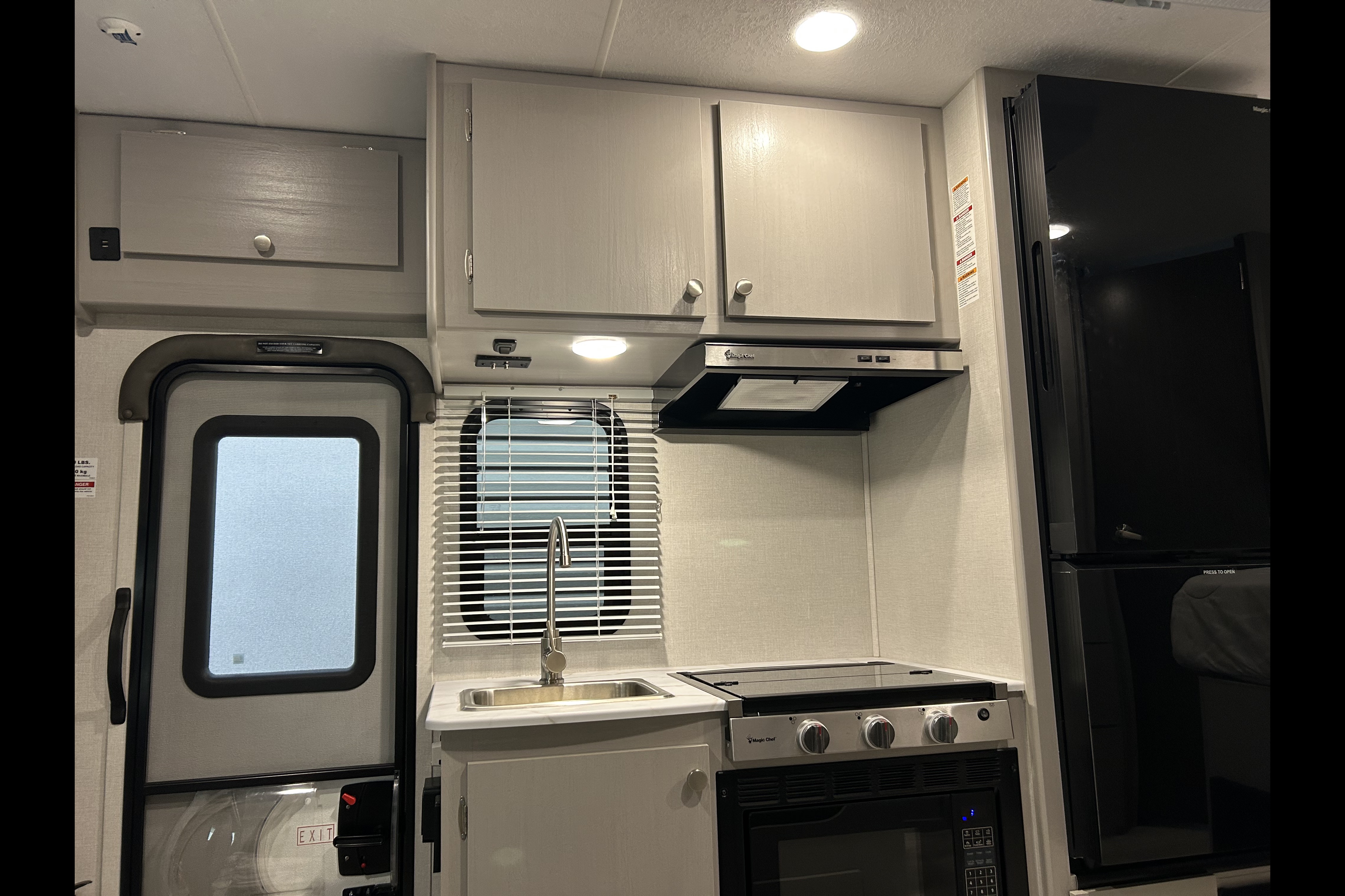 Jimmy Coachmen Freelander 21qss à essence Classe C