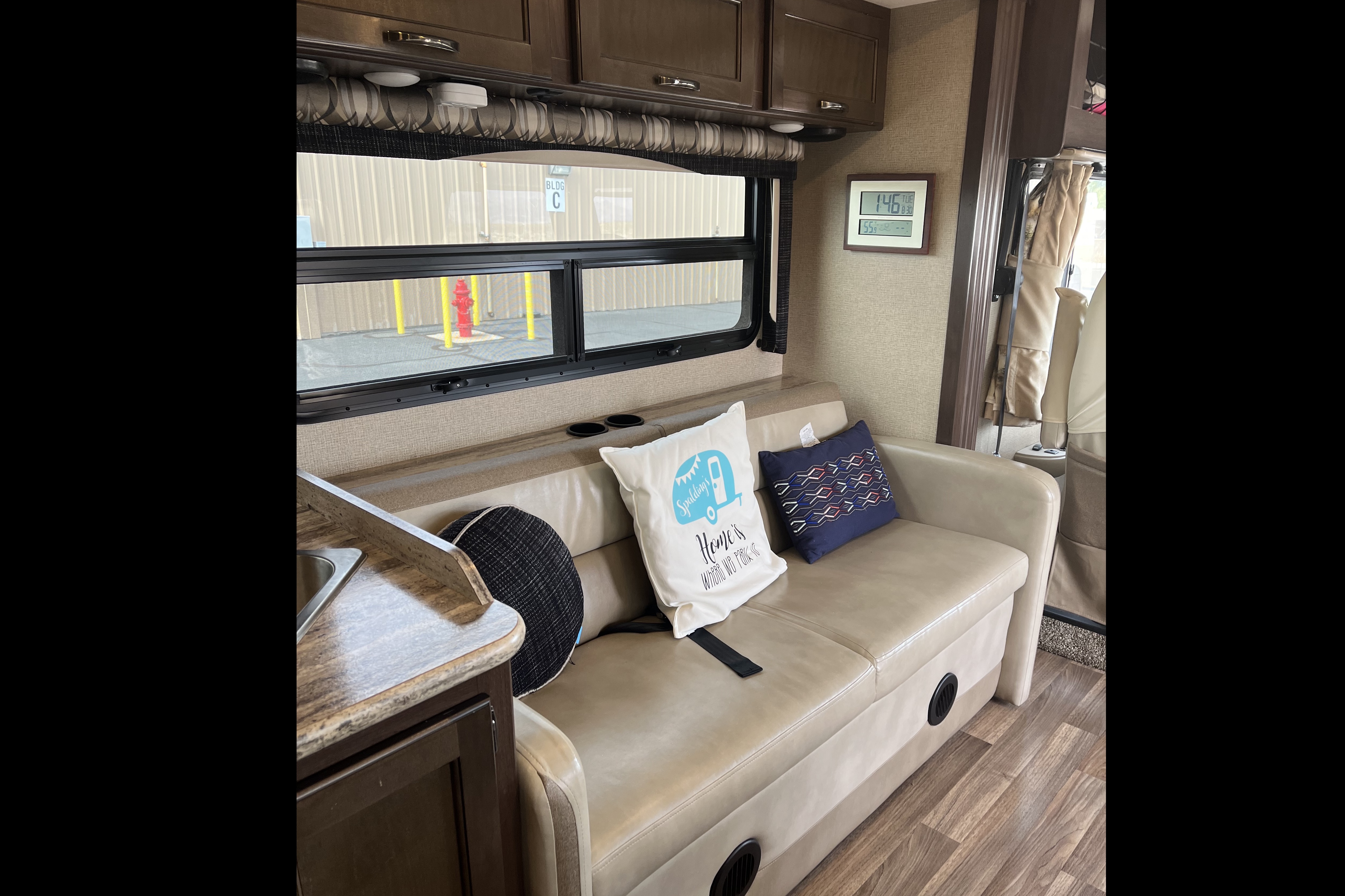 Spalding’s Thor Motor Coach ACE 30.4 Class A