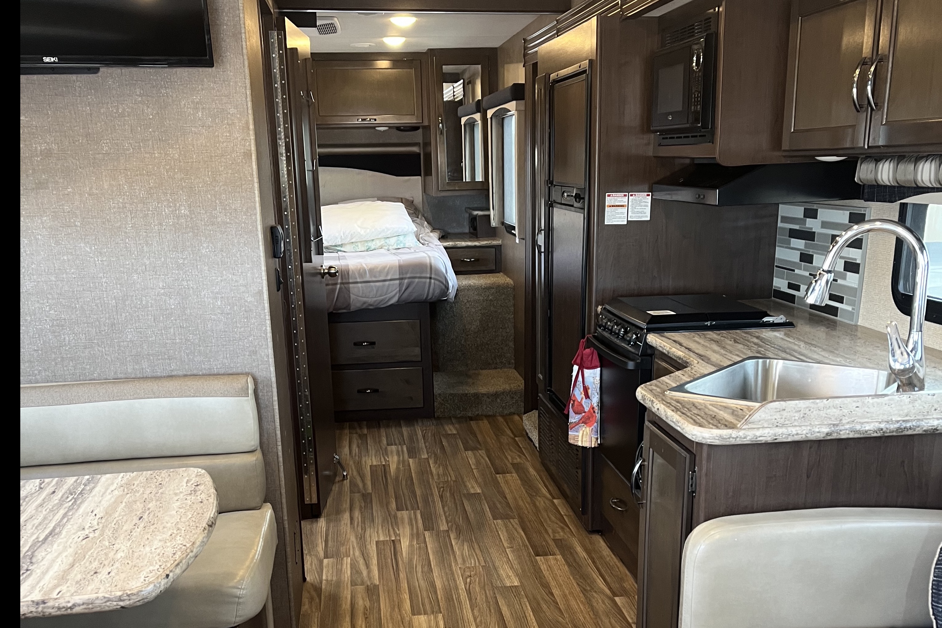 Spalding’s Thor Motor Coach ACE 30.4 Class A