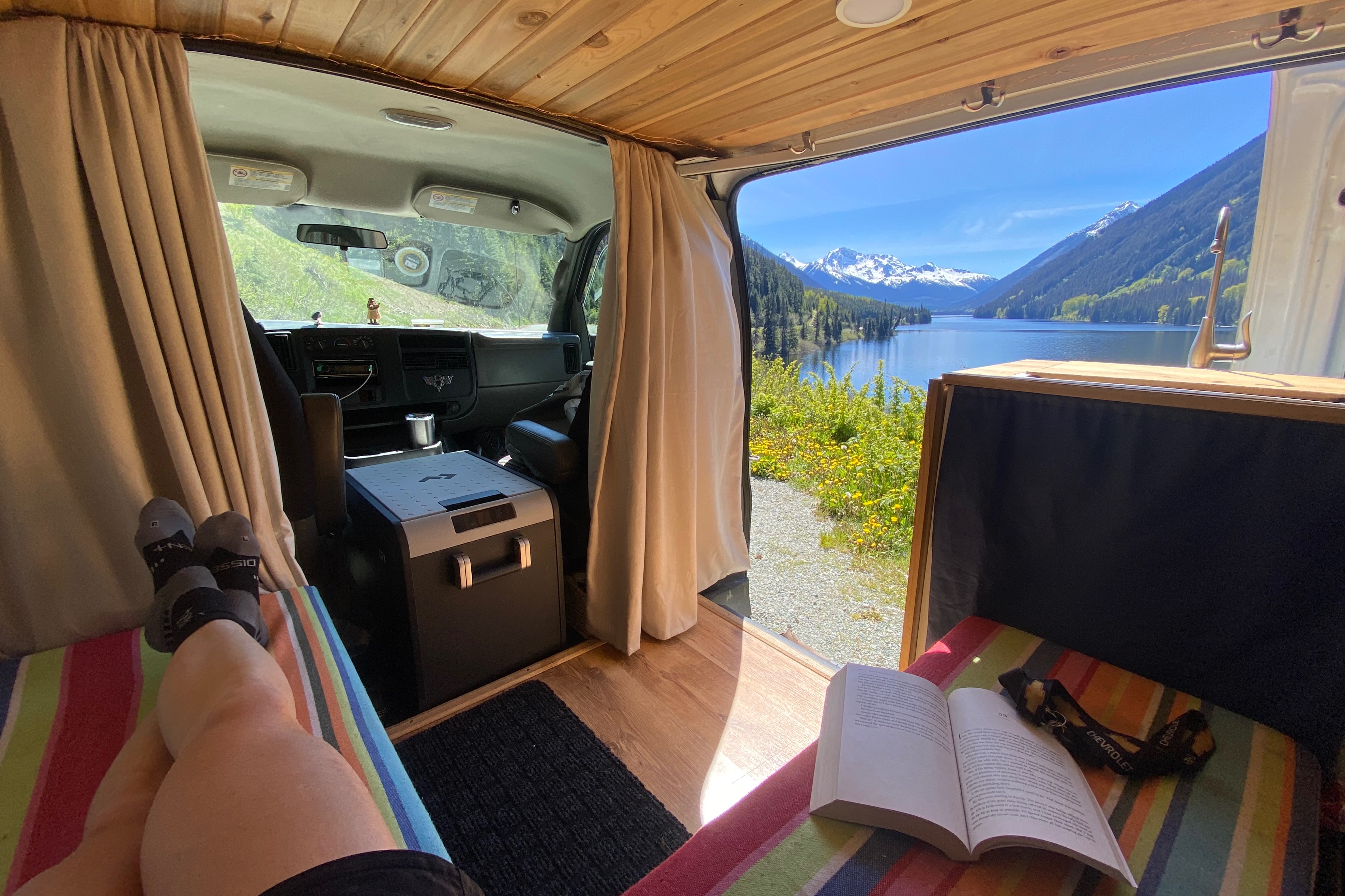 Juan de Fuca the Wondervan (Wanda) - Chevrolet Express 3500 Campervan