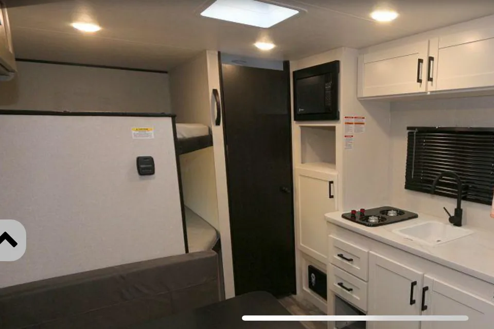 Gen's Jayco 172DB Travel Trailer