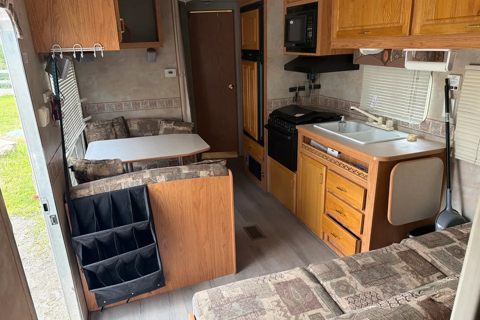Aaron's Jayco Jay Flight Travel Trailer