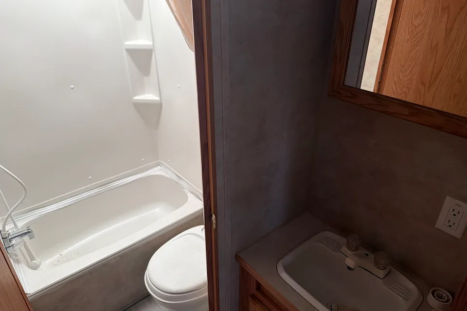 Aaron's Jayco Jay Flight Travel Trailer