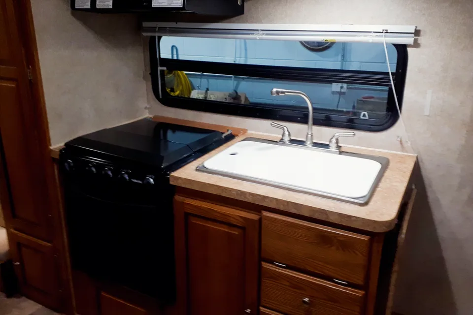 Coonhound RV Rockwood Mini Lite